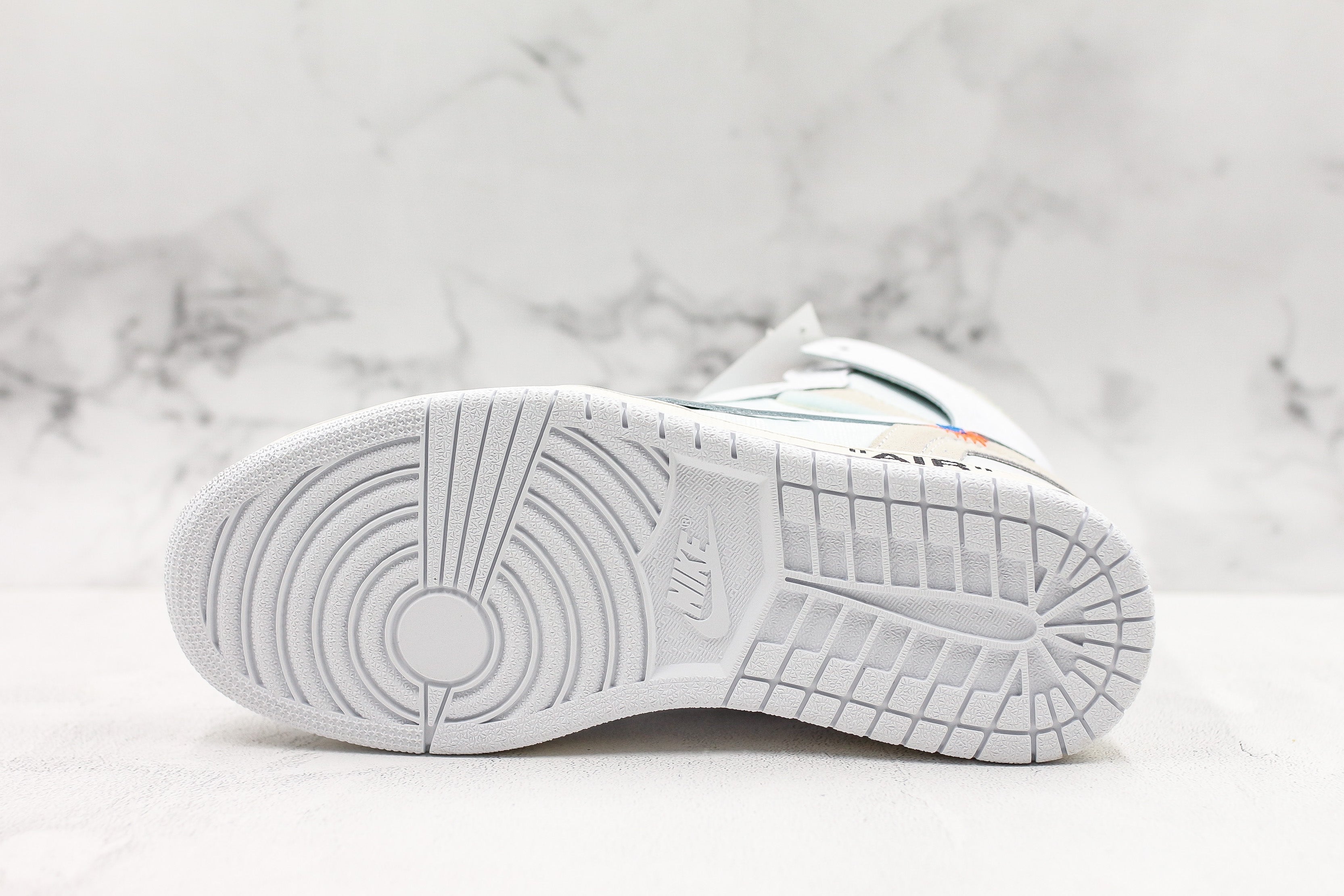 1 Retro High x Off White White